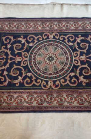 ALFOMBRA DE LANA ANTIGUA CIRCULO CENTRAL MANDALA. COD: 100104