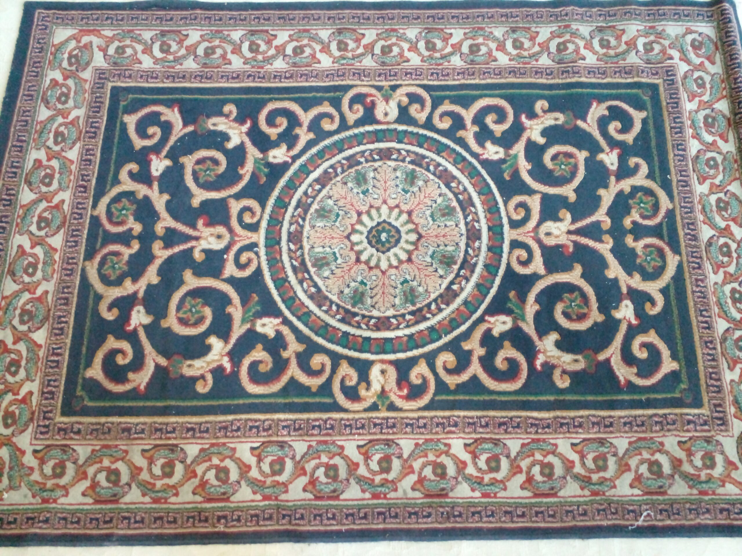 ALFOMBRA DE LANA ANTIGUA CIRCULO CENTRAL MANDALA. COD: 100104 - Image 3