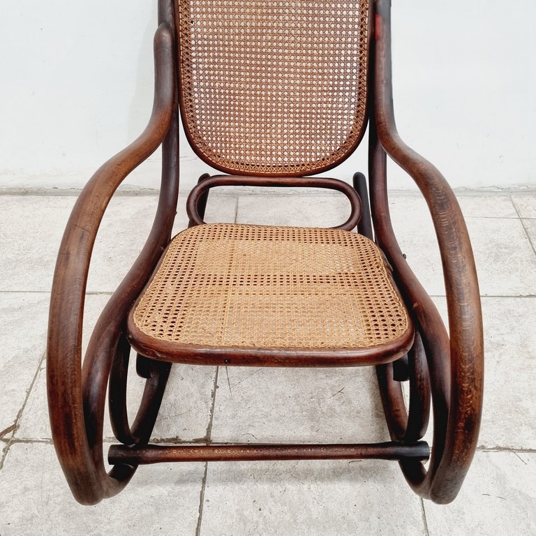 SILLON MECEDOR ANTIGUO ESTILO THONET ORIGINAL CON ESTERILLA VEGETAL. COD: 100107 - Image 6