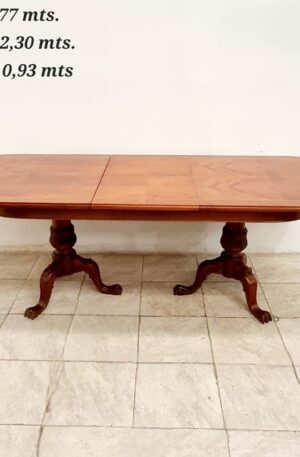 MESA DE COMEDOR ESTILO INGLES EN PLUMA DE CAOBA DOBLE PATA SHERATON. COD: 99903