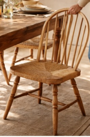 SILLA DE COMEDOR WINDSOR ASIENTO ENJUNCADO MADERA LAVADA. COD: 101204