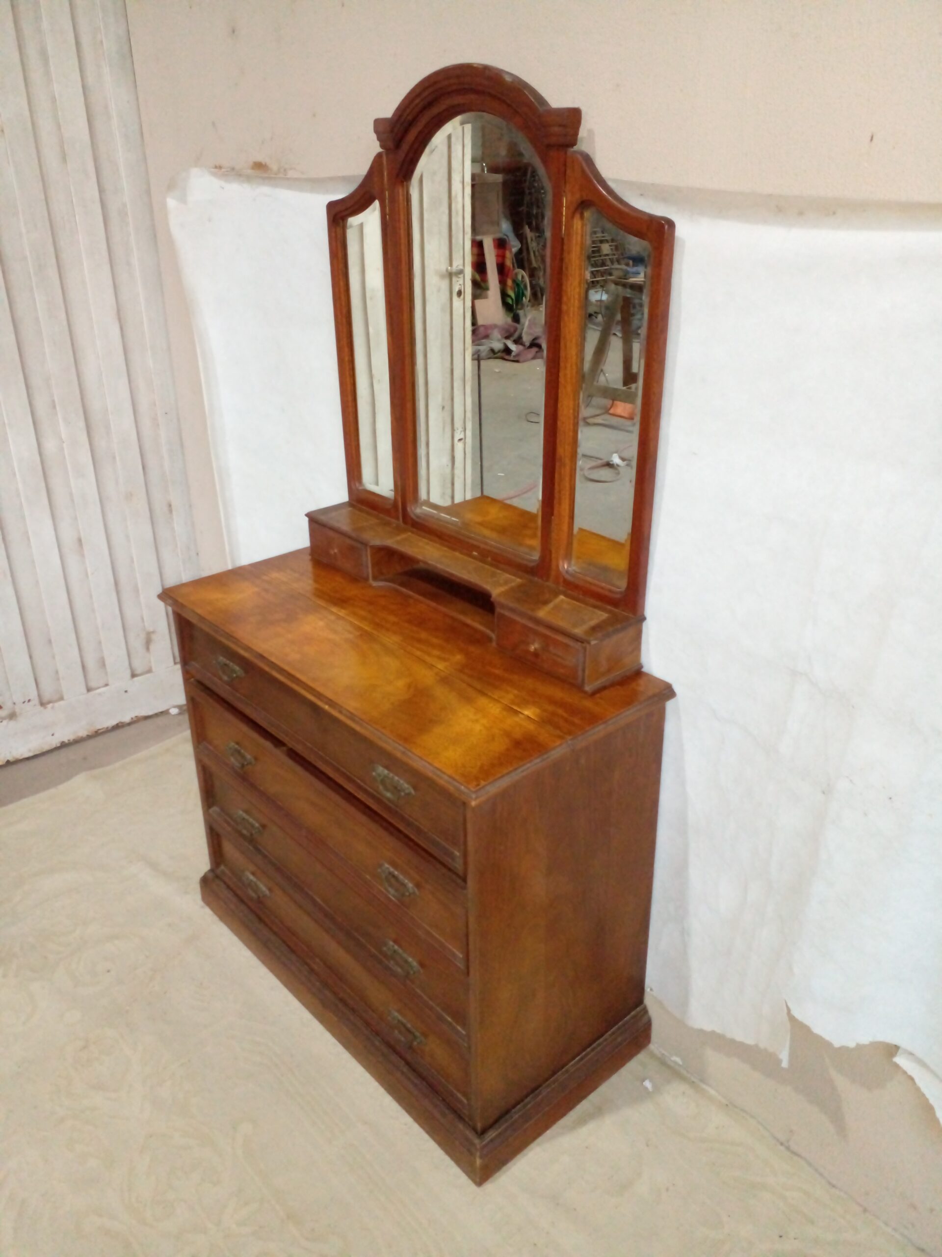 COMODA DE ROBLE CEREJEIRA CON ESPEJO TRIPTICO Y SECRETER. COD: 103502 - Image 6