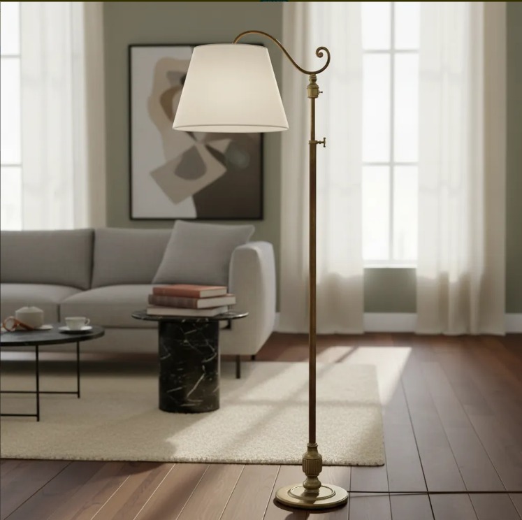 LAMPARA DE PIE ESTILO INGLES EN BRONCE CON PANTALLA. COD: 103503 RESERVADO