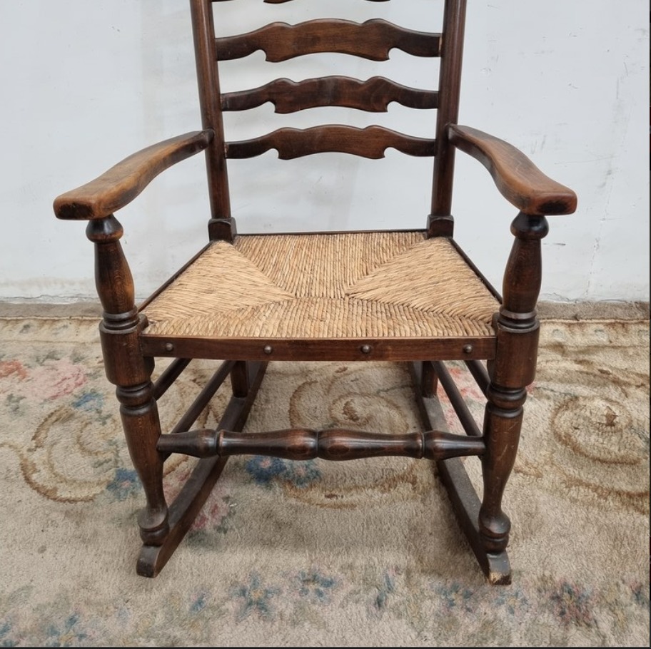 SILLON MECEDOR ANTIGUO ESTILO COLONIAL ASIENTO ENJUNCADO NATURAL. COD: 104103 - Image 7