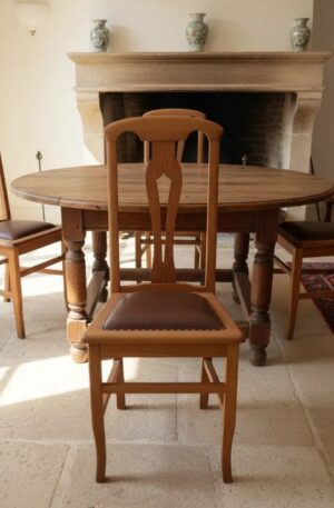 SILLA DE ROBLE ESTILO INGLES COUNTRY EN ROBLE LAVADO NATURAL. COD: 104403