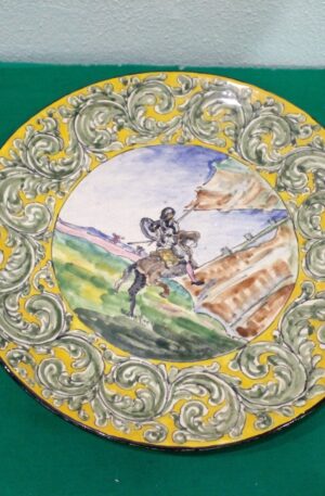 PLATO DECORATIVO CERAMICA ESPAÑOLA CABALLERO MEDIEVAL. COD: 104923