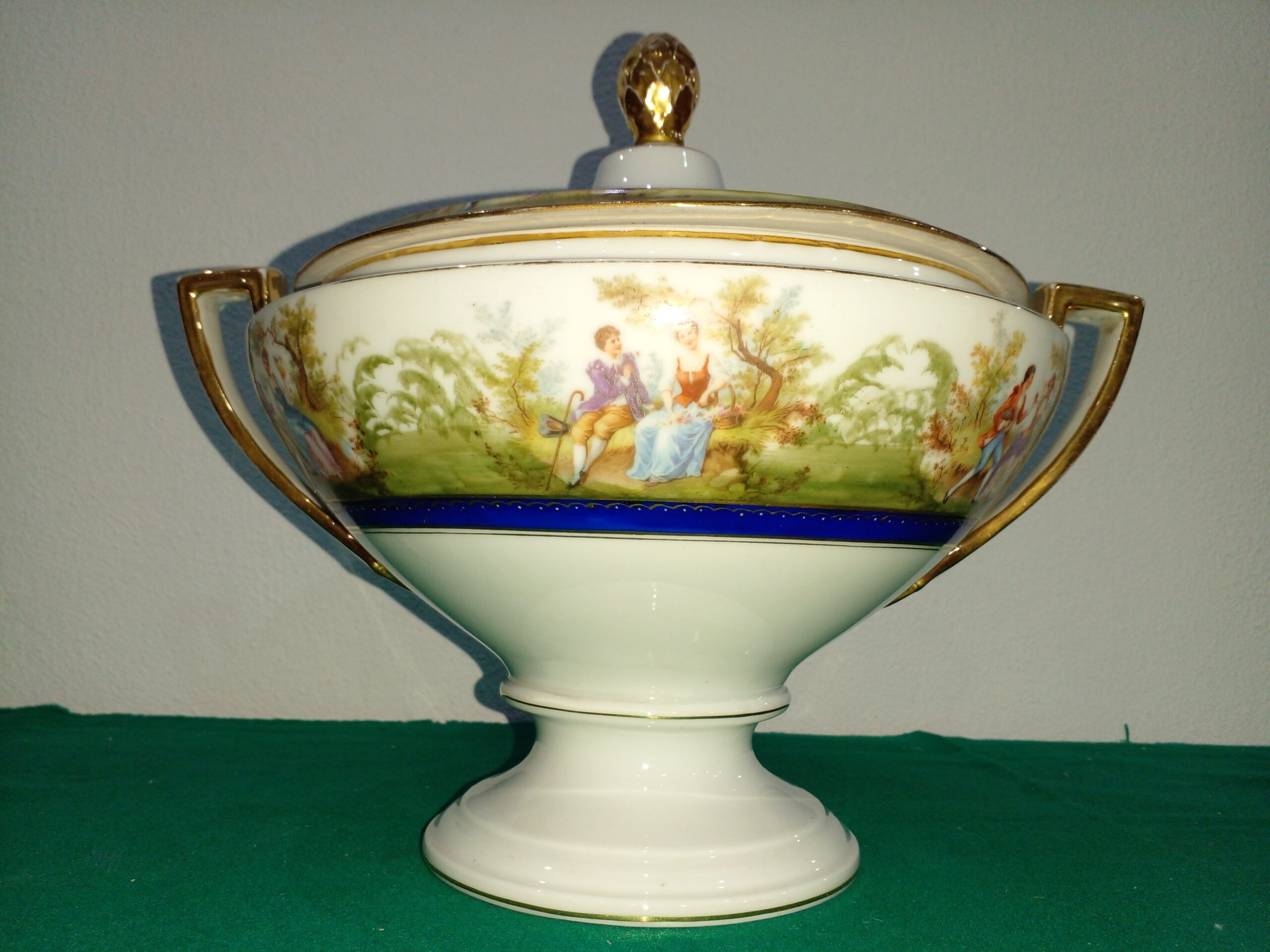 SOPERA ANTIGUA DE PORCELANA CHECA SCHLAGGENWALD (1890 - 1930). COD: 105722 - Image 4