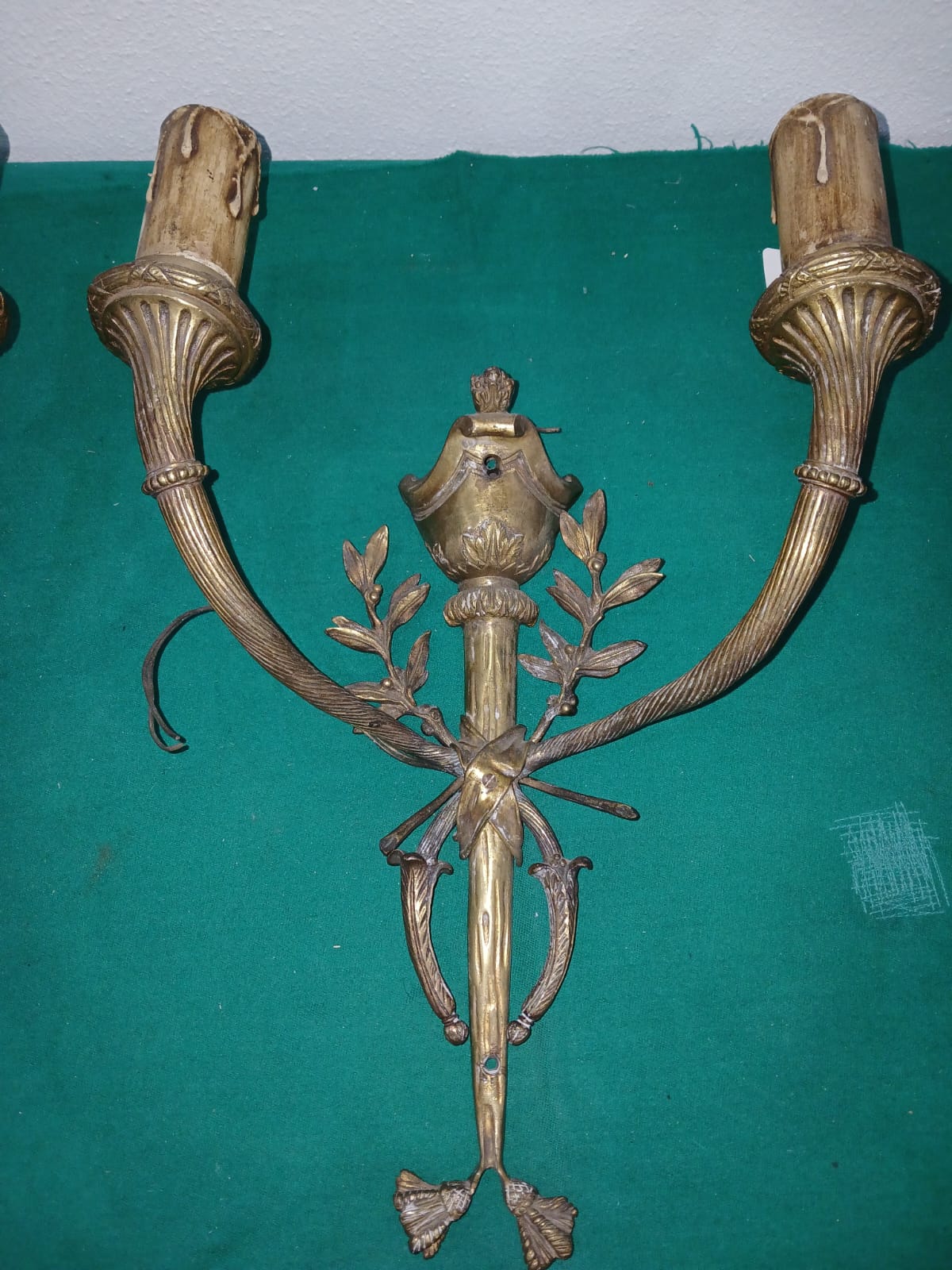 APLIQUE DE PARED DOS LUCES ANTIGUO ESTILO INGLES REGENCIA. COD: 105708 - Image 6