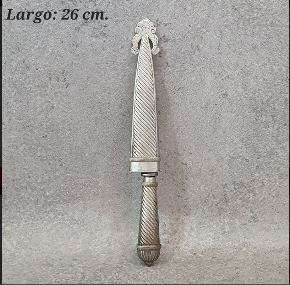 CUCHILLO CON FUNDA ALPACA LABRADA ESTRIAS HELICOIDALES HOJA JUCA TANDIL. COD: 104908 - Image 3
