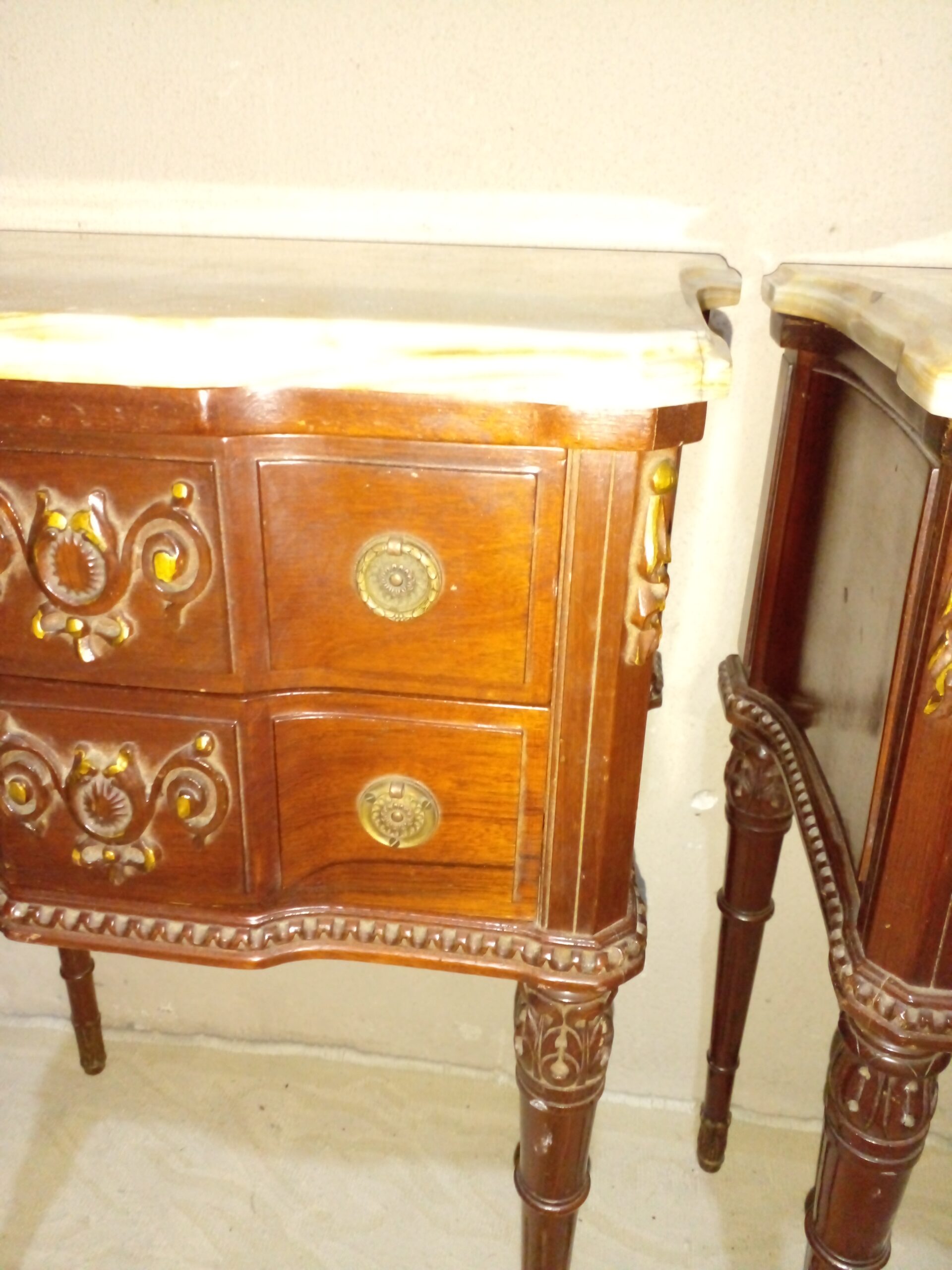 MESA DE LUZ ESTILO FRANCES LUIS XVI CON MARMOL MADERA LUSTRADA. COD: 107711 - Imagen 9