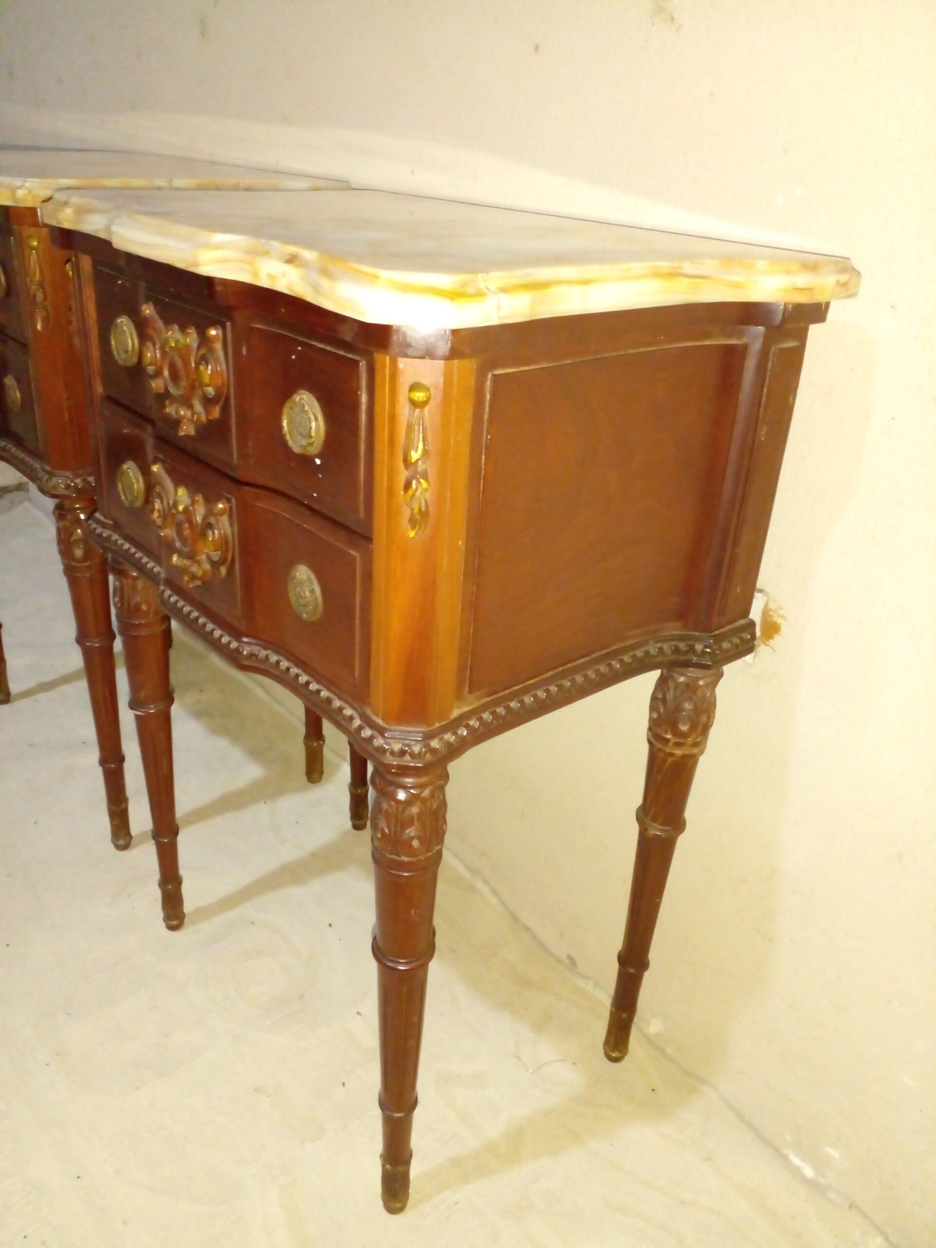 MESA DE LUZ ESTILO FRANCES LUIS XVI CON MARMOL MADERA LUSTRADA. COD: 107711 - Imagen 11