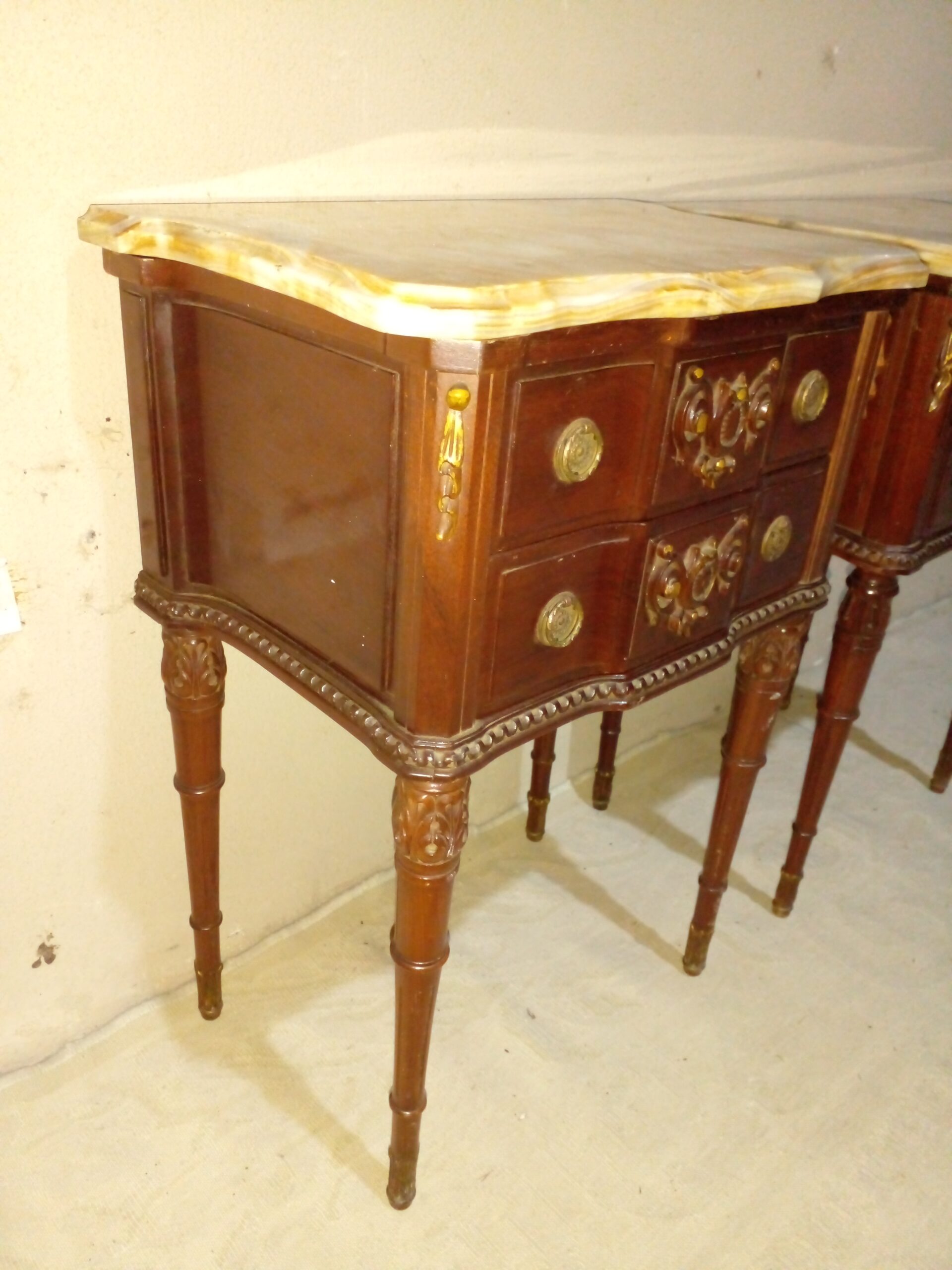 MESA DE LUZ ESTILO FRANCES LUIS XVI CON MARMOL MADERA LUSTRADA. COD: 107711 - Imagen 12
