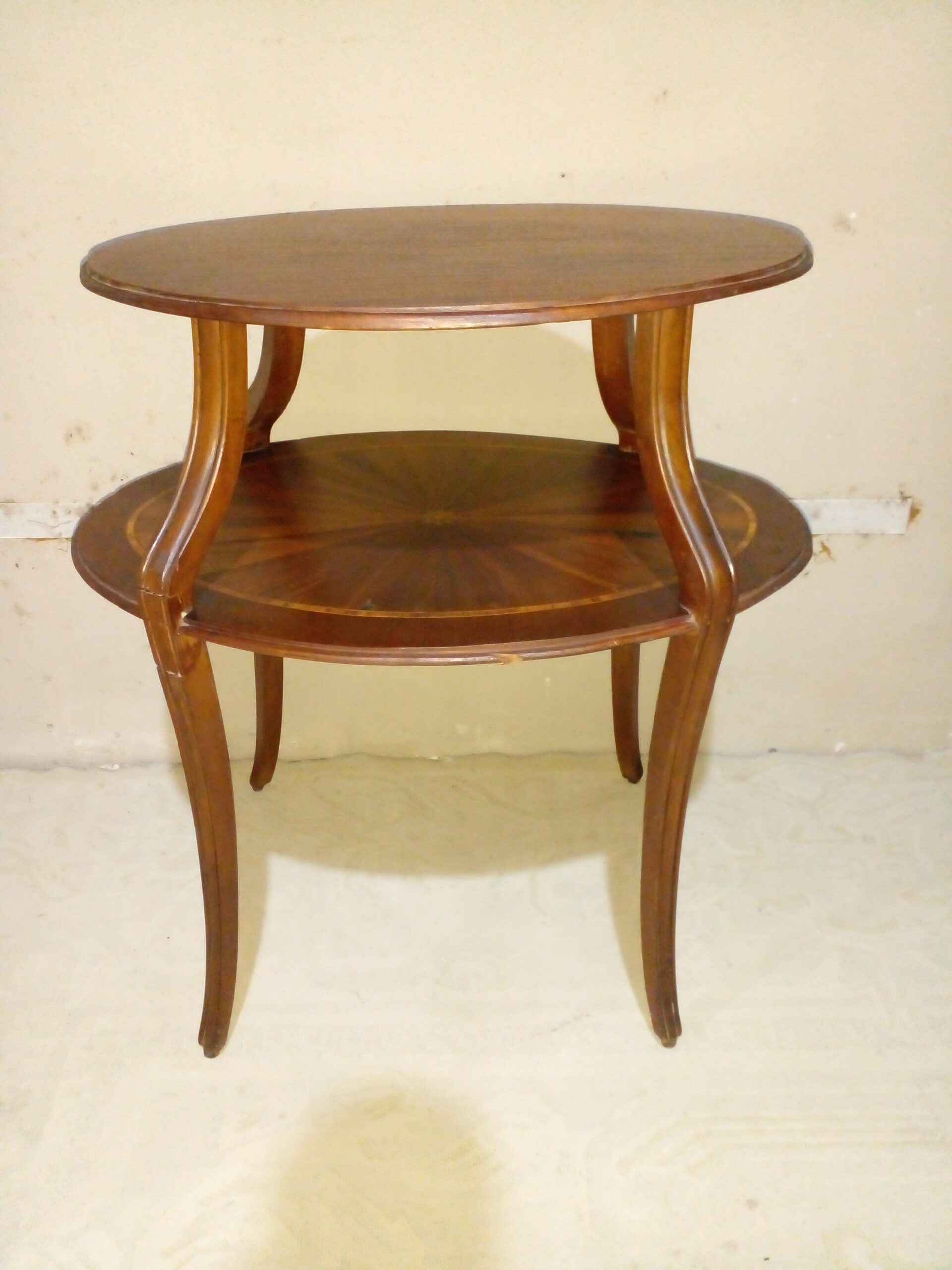 MESA DE SALA ANTIGUA DOS PLANOS EN CAOBA CON MARQUETERIA. COD: 105704 - Imagen 2