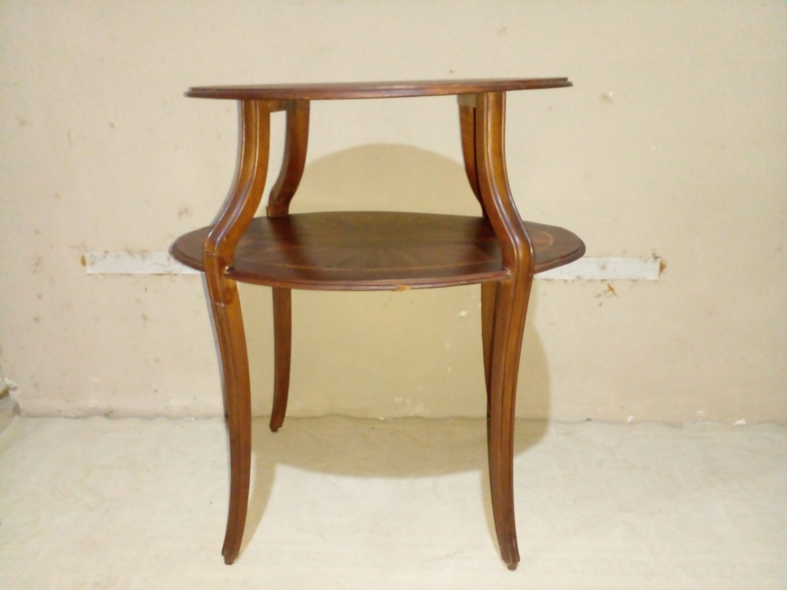 MESA DE SALA ANTIGUA DOS PLANOS EN CAOBA CON MARQUETERIA. COD: 105704 - Imagen 5