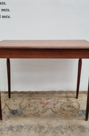 MESA DE COMEDOR DIARIO O COCINA MESA ANTIGUA DE SALA. COD: 107310