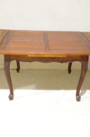 MESA DE COMEDOR ESTILO PROVENZAL LUSTRE ORIGINAL IMPECABLE. COD: 107208