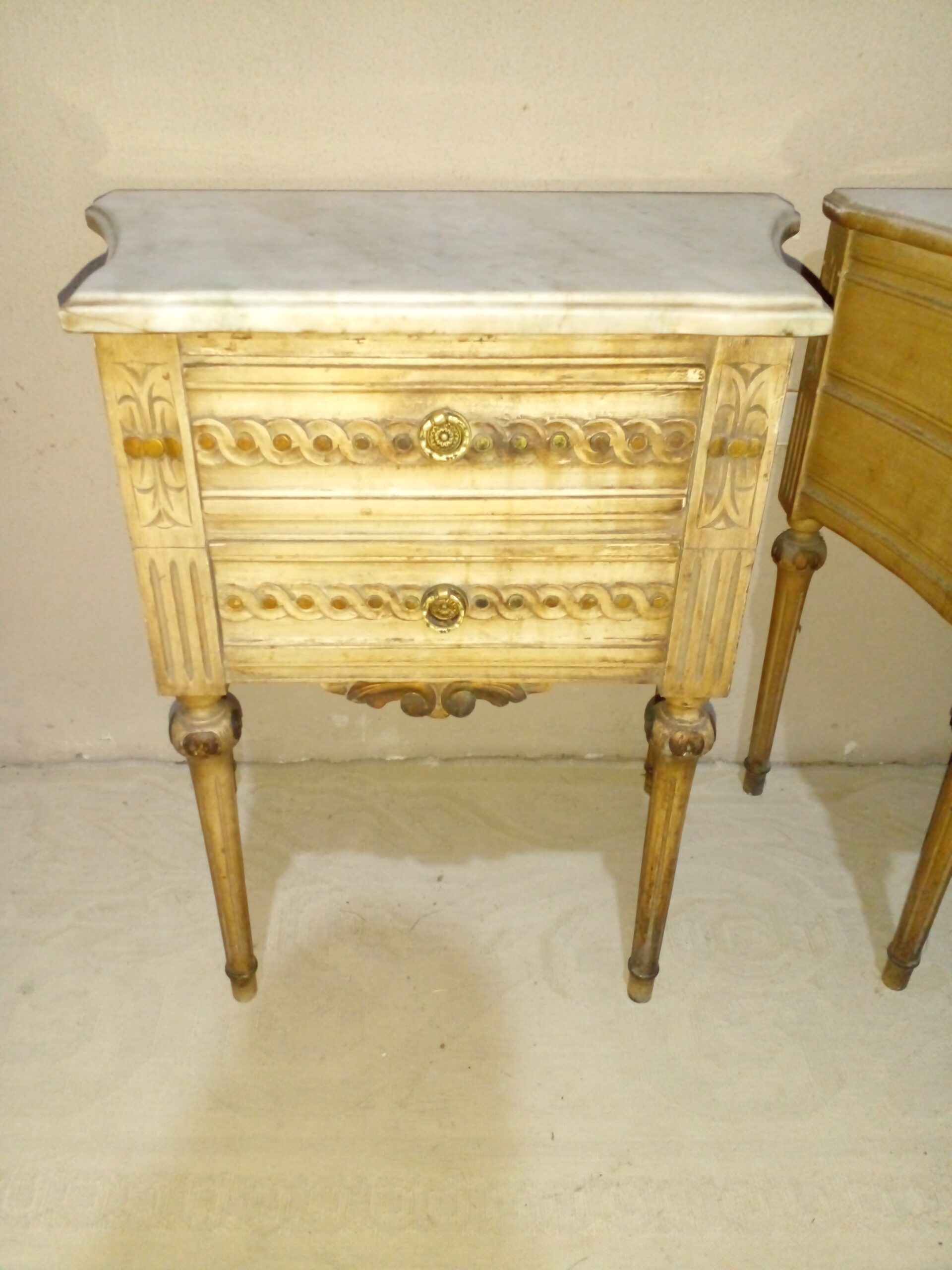 COMODA Y MESAS DE LUZ FRANCES LUIS XVI CON MARMOL. COD: 107810 - Imagen 17