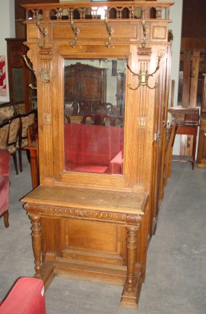 PERCHERO DE ARRIME ANTIGUO ROBLE ESLAVONIA . COD: 56209