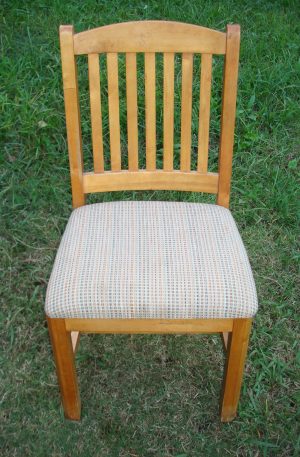 SILLA DE ROBLE MADE IN U.S.A IDEAL ESCRITORIO O SALA. COD: 56804