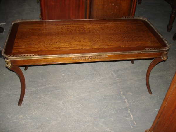 MESA DE SALA ESTILO FRANCES IMPERIO CON BRONCERIA. COD: 54605 - Image 2