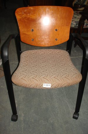 SILLON DE OFICINA , HAWORTH MADE IN CANADA. COD: 63704