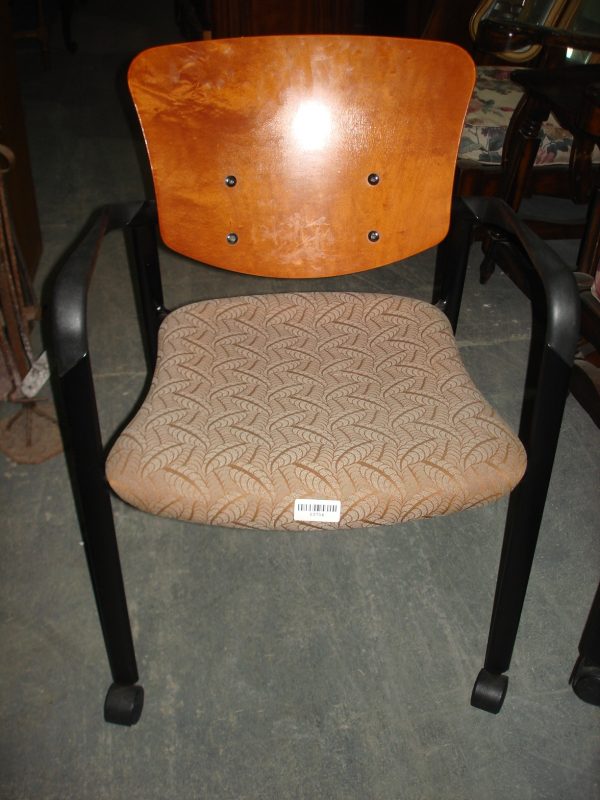 SILLON DE OFICINA , HAWORTH MADE IN CANADA. COD: 63704