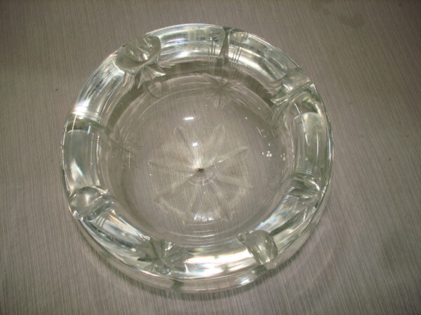 CENICERO ANTIGUO CRISTAL TALLADO PESO 870 GRAMOS. COD 69605 RESERVADO - Image 3
