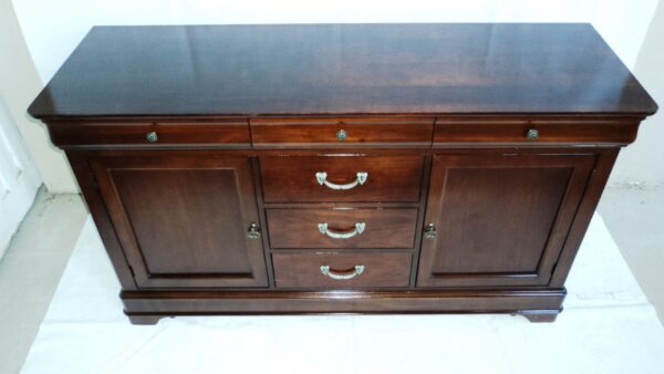 MUEBLE BAJO EN GUINDO, MADE IN U.S.A DREXEL HERITAGE FURNITURE. COD: 53423 / 78407 - Image 3