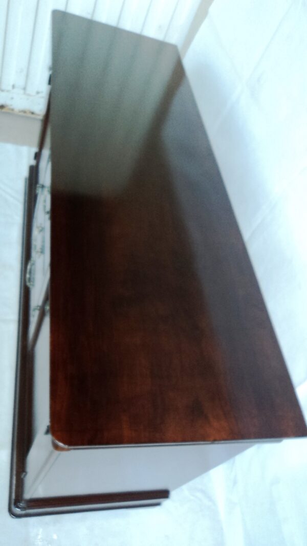 MUEBLE BAJO EN GUINDO, MADE IN U.S.A DREXEL HERITAGE FURNITURE. COD: 53423 / 78407 - Image 7