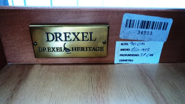 MUEBLE BAJO EN GUINDO, MADE IN U.S.A DREXEL HERITAGE FURNITURE. COD: 53423 / 78407 - Image 12