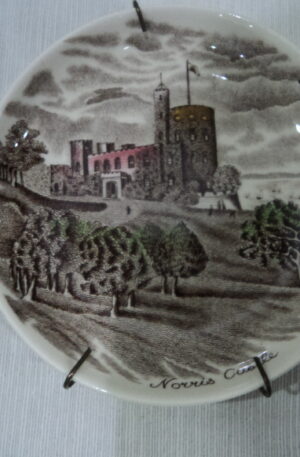 PLATO DECORATIVO INGLES JOHNSON BROS ENGLAND. COD: 69614