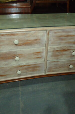 COMODA AMERICANA VINTAGE PATINADA 6 CAJONES. COD: 72402