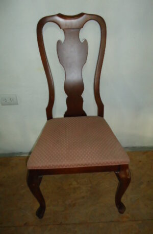 SILLA DE COMEDOR O ESCRITORIO  ESTILO INGLES MADE IN USA. COD: 30602