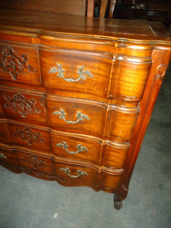 COMODA ANTIGUA ESTILO PROVENZAL 4 CAJONES EN ROBLE. COD: 63103 - Image 4