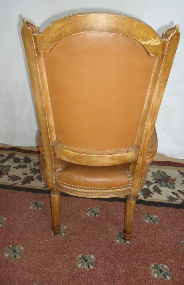 SILLA DE DORMITORIO ESTILO FRANCES LUIS XVI TAPIZADO CUERO. COD: 75409 - Image 8