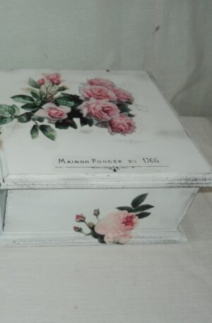 CAJA DE TE MADERA MACIZA PATINA SHABY CHIC ROMANTIC. COD: 73203A