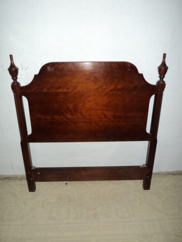 RESPALDO DE SOMMIER UNA PLAZA MADE IN USA. COD: 80305