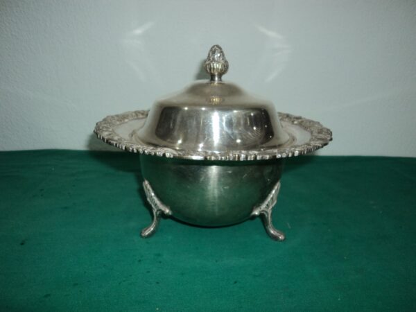 CENTRO DE MESA METAL PLATEADO SELLADO PLATART DECADA CEL 50. COD: 82106