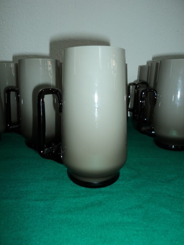 12 CHOPP EN VIDRIO MURANO ITALIANO DOBLE CAMEO. COD: 82109