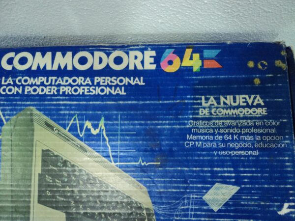 COMPUTADORA VINTAGE COMMODORE 64 + DATASSETTE UNIT + 2 JOYSTICK. COD: 81503 - Image 5