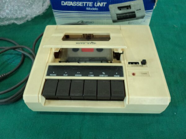 COMPUTADORA VINTAGE COMMODORE 64 + DATASSETTE UNIT + 2 JOYSTICK. COD: 81503 - Image 15