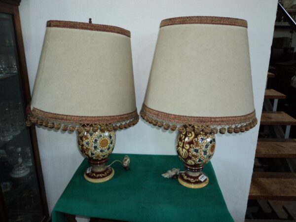 LAMPARA DE MESA CERAMICA ESMALTADA TALAVERA COLECCION. COD: 83003