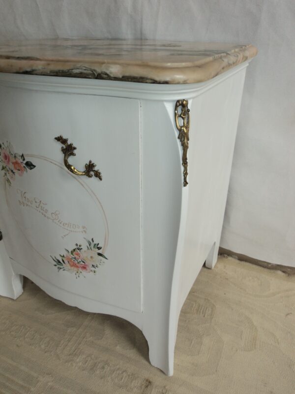 MESA DE LUZ ANTIGUA ESTILO FRANCES CON MARMOL, SHABY CHIC ROMANTIC. COD: 79002 - Image 6