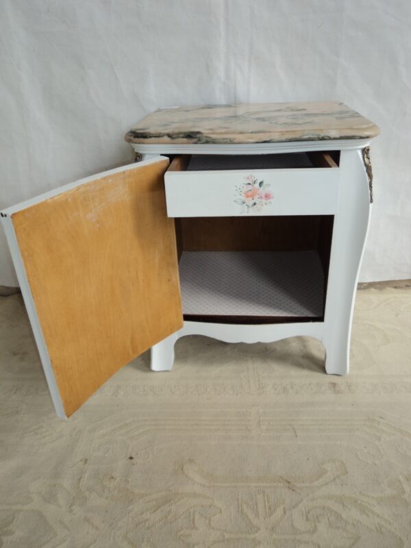 MESA DE LUZ ANTIGUA ESTILO FRANCES CON MARMOL, SHABY CHIC ROMANTIC. COD: 79002 - Image 8