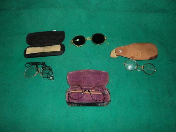 LOTE DE 4 PARES DE ANTEOJOS ANTIGUOS COLECCION. COD: 73808 - Image 3