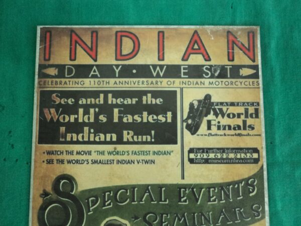 CARTEL VINTAGE PLOTEADO SOBRE GALVANIZADO INDIAN DAY WEST. COD: 31006 - Image 3