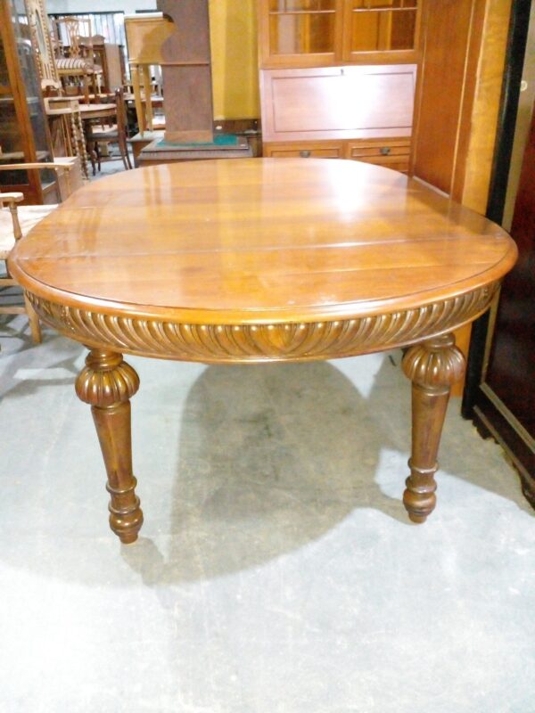 MESA DE COMEDOR ANTIGUA ESTILO RENACIMIENTO EN NOGAL. COD: 87401 - Image 8