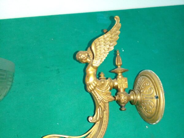 APLIQUE OSLER DE BRONCE CON FIGURA ALADA CON TULIPA. COD: 89422 - Image 4