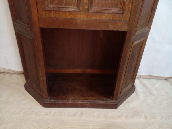 MUEBLE DE ROBLE ANTIGUO REPLANADO TIPO DESPENSERO. COD: 83808 - Image 6