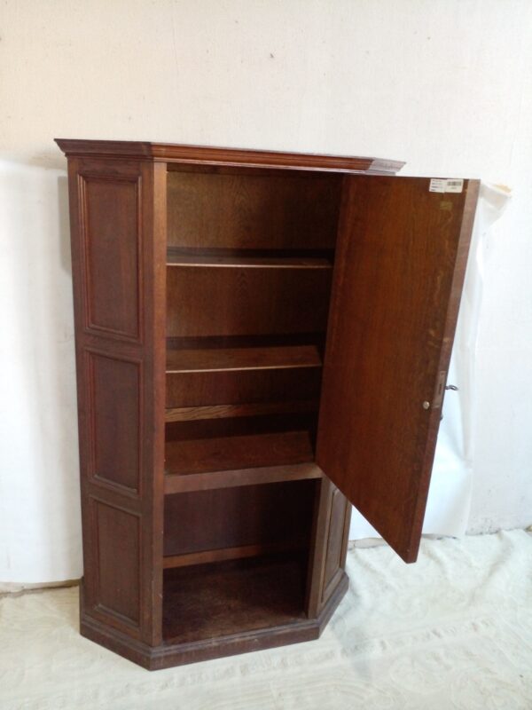 MUEBLE DE ROBLE ANTIGUO REPLANADO TIPO DESPENSERO. COD: 83808 - Image 8